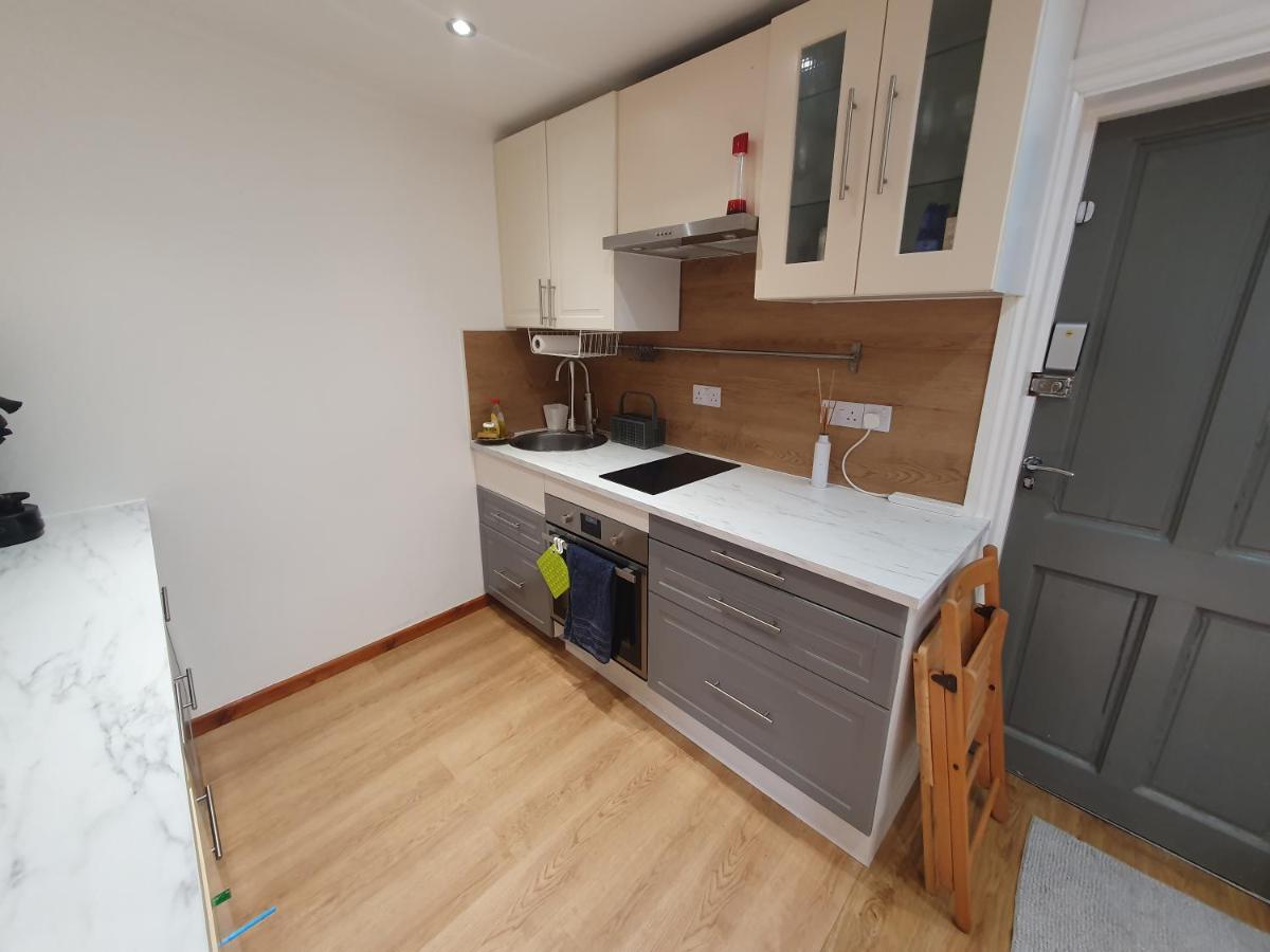 Apartment, Tv, Wifi Kitchen Parking, Wembley Elizabeth Line *