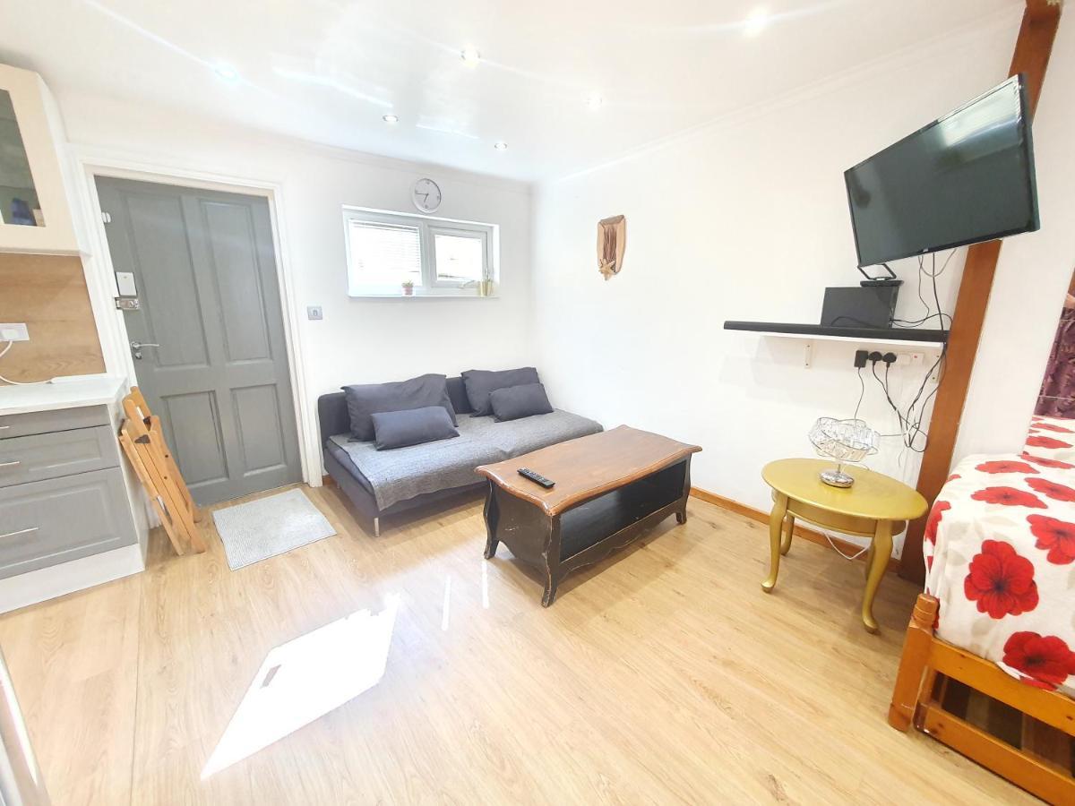 Apartment, Tv, Wifi Kitchen Parking, Wembley Elizabeth Line *