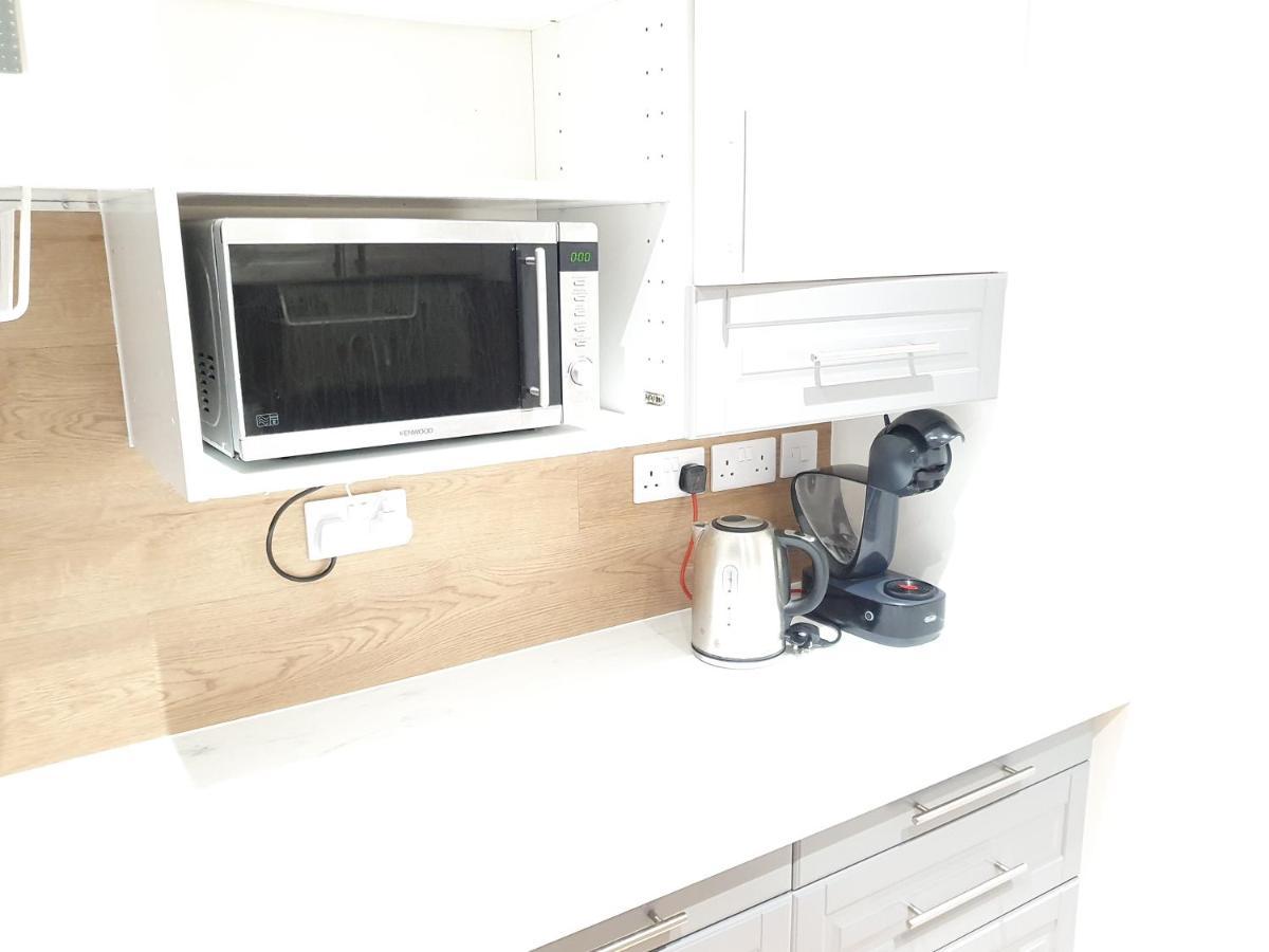 Apartment, Tv, Wifi Kitchen Parking, Wembley Elizabeth Line Apartment Northolt (Greater London)